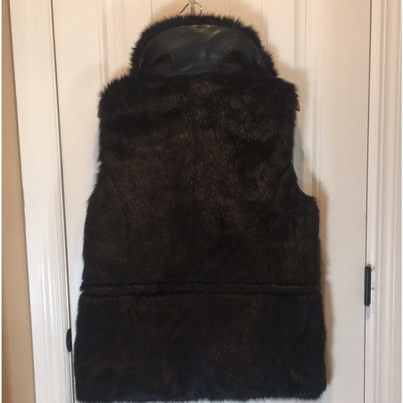 CHAUS NY  XL  BLACK FAUX FUR VEST ZIP FRONT WAIST TIES 2 Pockets Bottom Front - Picture 3 of 16